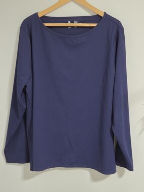 NWOT JOY Clean Boss Classic Women's Long-Sleeve Top - Navy